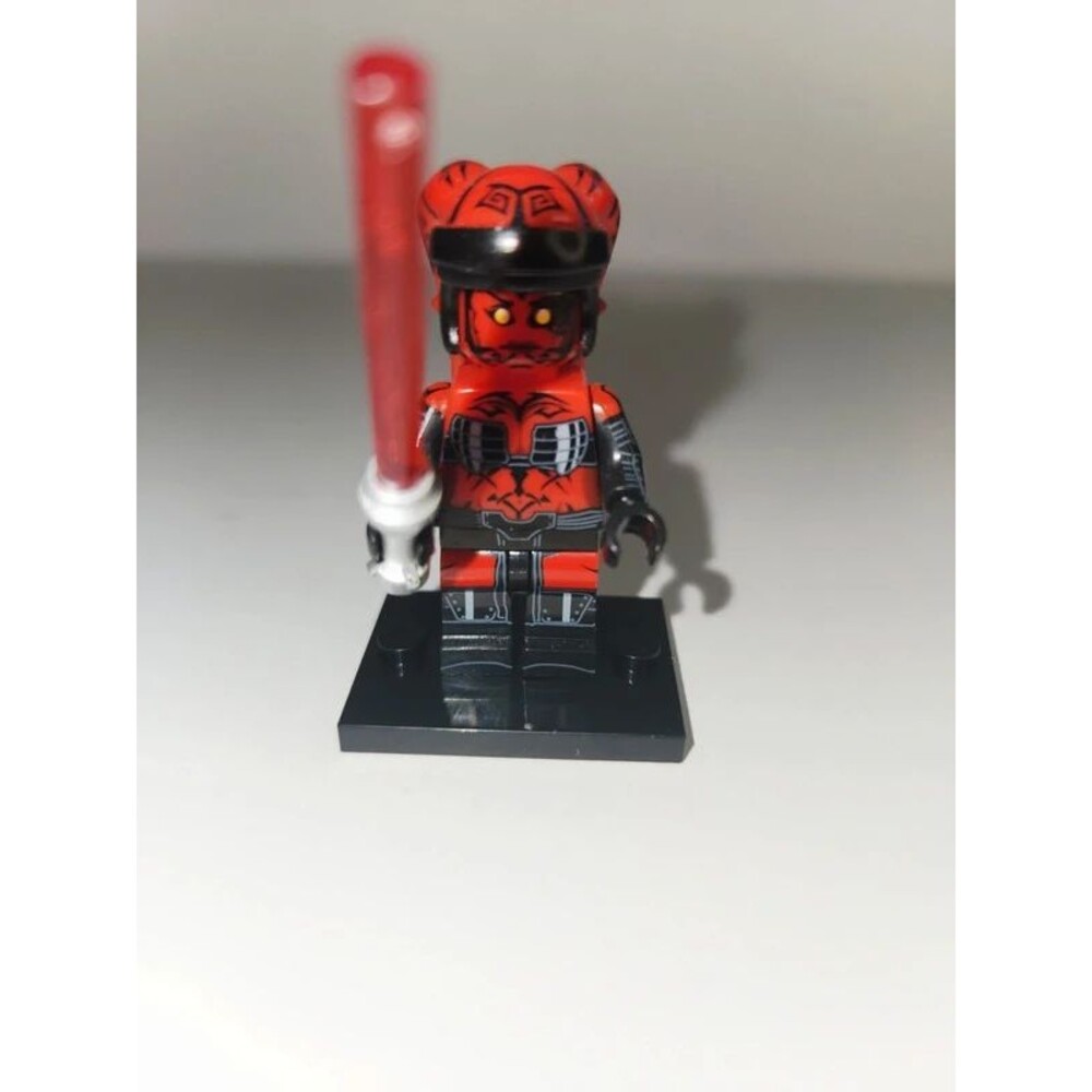 Custom Star Wars Darth Talon Minifigure with Lightsaber